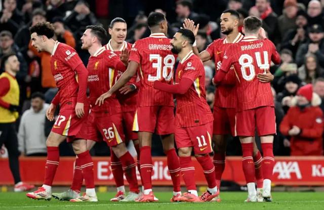 关于“英超冲刺阶段，球队士气高涨”的信息