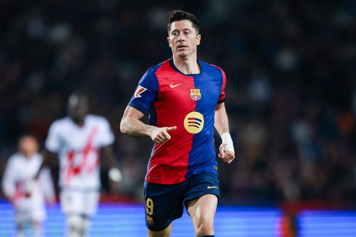 关于莱万个人第220球，德甲史上顶级射手再创纪录的信息