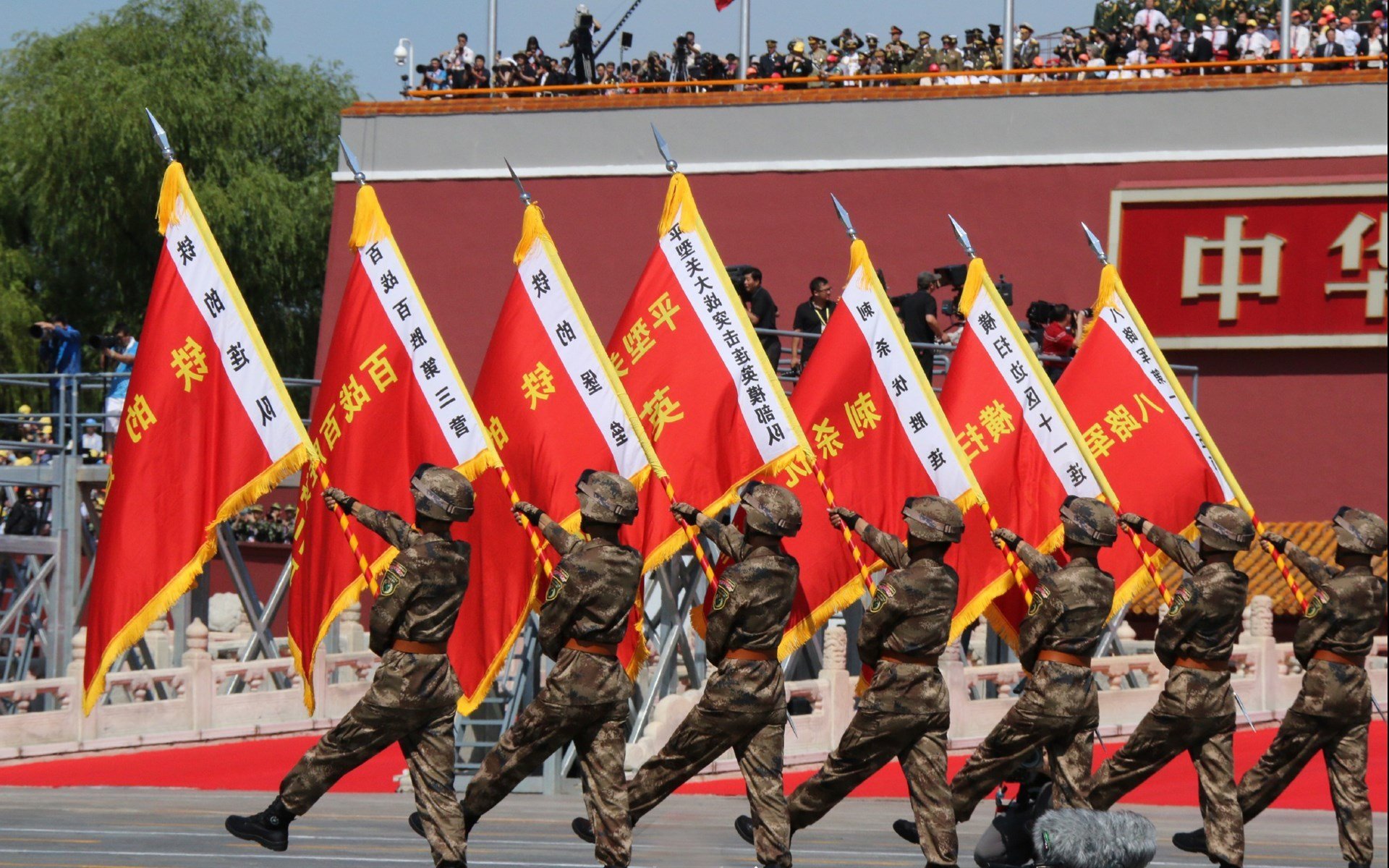 东契奇数据爆表独行侠西部格局大变，东契奇19分7失误 独行侠惨败76人